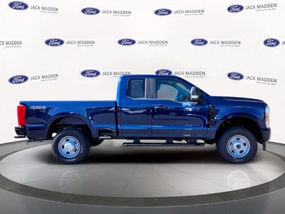 2027 Ford F-350SD XL