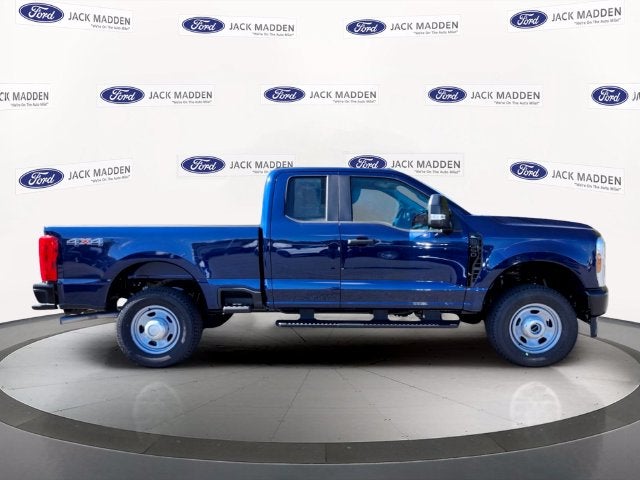 2027 Ford F-350SD XL
