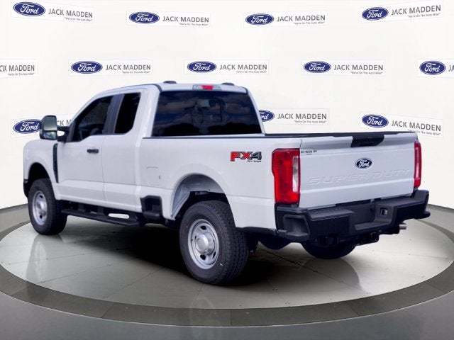 2027 Ford F-350SD XL