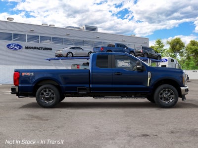 2027 Ford F-350SD XLT
