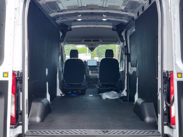 2027 Ford Transit-250 Base