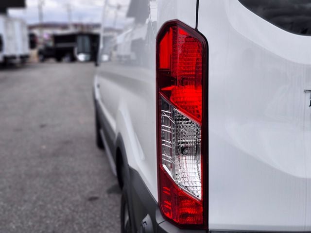 2024 Ford Transit-250 Base Low Roof Cargo
