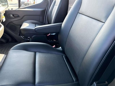 2024 Ford Transit-250 Base Low Roof Cargo