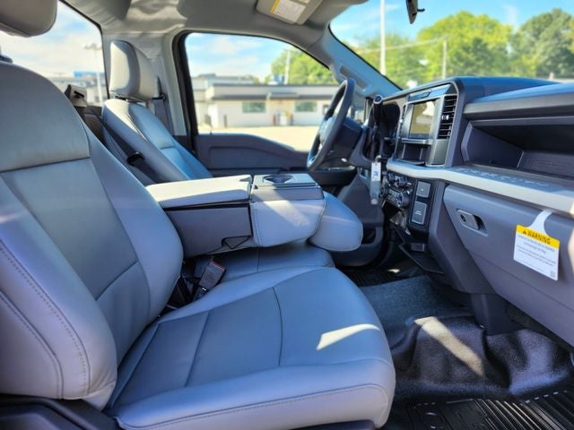 2027 Ford F-350SD XL