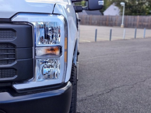 2027 Ford F-350SD XL