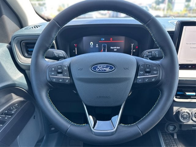 2025 Ford Maverick Lobo High